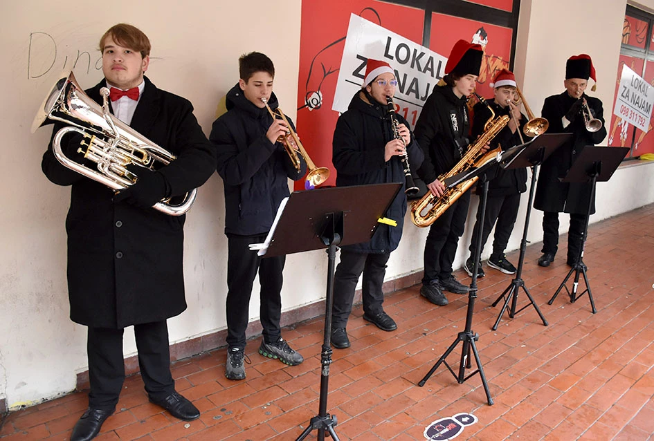 Požeški obrtnici i ove godine čuvari blagdanske tradicije
