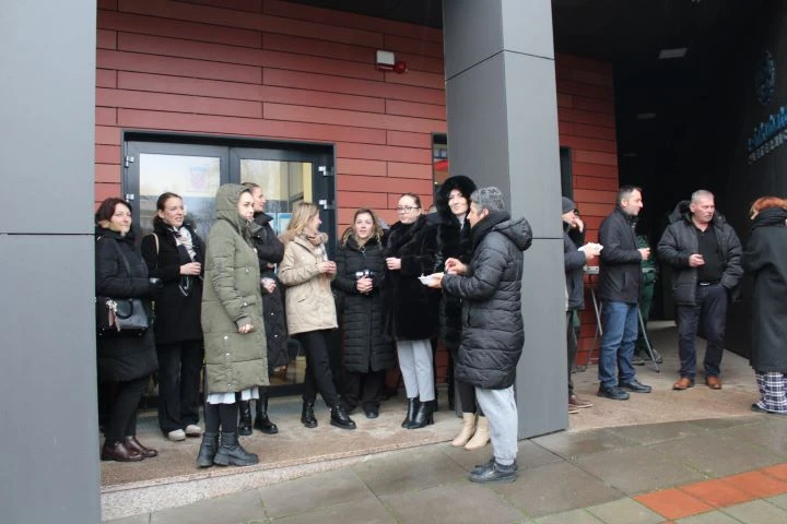 Na Badnjak u Pleternici podijeljeno 400 porcija posnih obroka