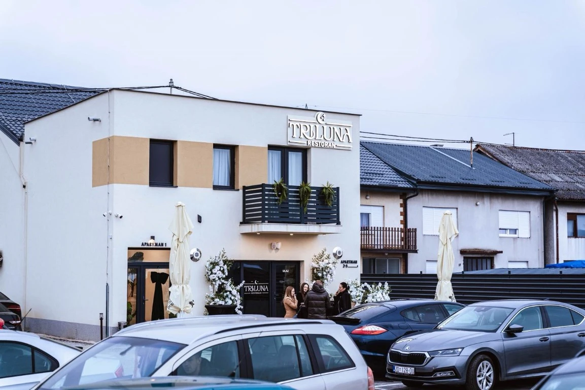 Nova gastro adresa u Požegi: Restoran Triluna osvaja mirisima i okusima roštilja