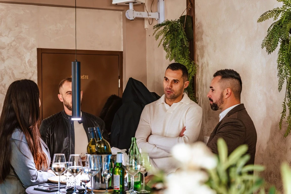 Nova gastro adresa u Požegi: Restoran Triluna osvaja mirisima i okusima roštilja