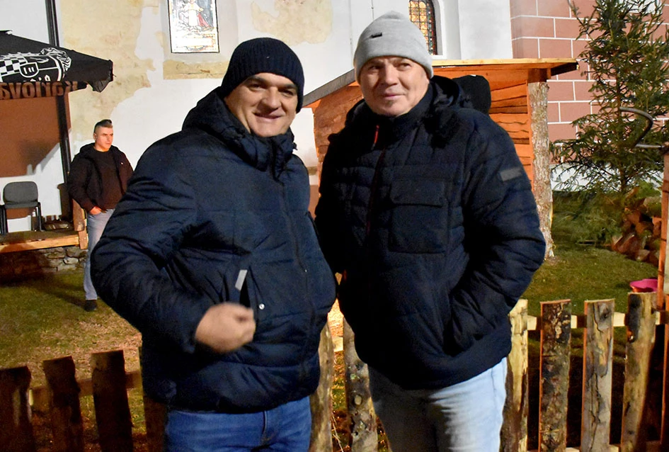 U Velikoj uprizorene žive jaslice uz snažnu humanitarnu poruku