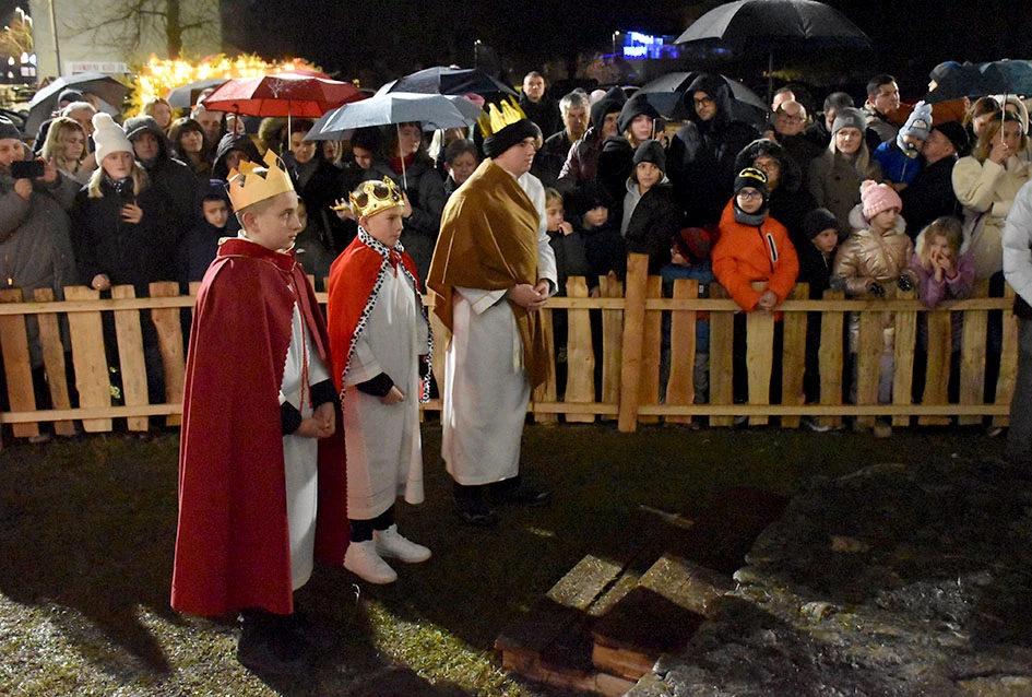 U Velikoj uprizorene žive jaslice uz snažnu humanitarnu poruku
