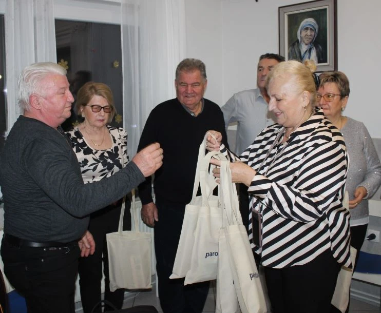 Pleternički umirovljenici posjetili Dom za starije i nemoćne „Baketarić“ u Resniku