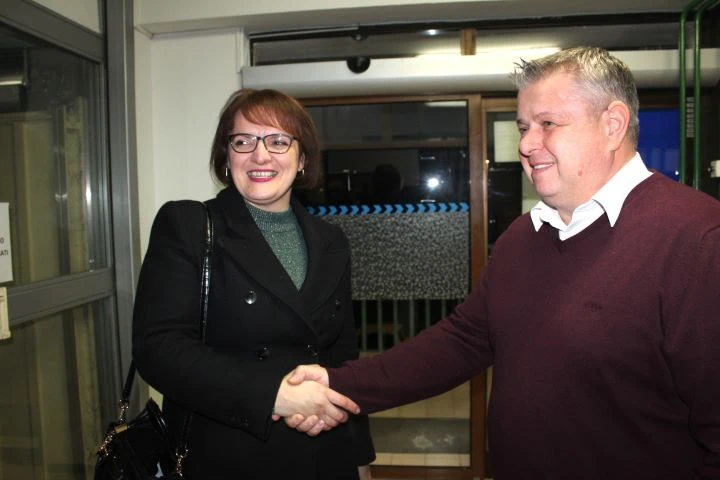 SILVESTARSKA NOĆ U PLETERNICI: Gradonačelnica Marija Šarić posjetila žurne gradske službe