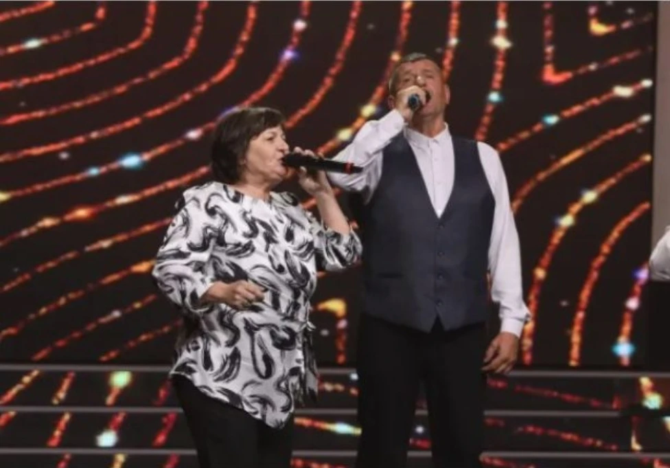 Milan Pavić uz podršku publike prošao u treći krug showa ’Nikad nije kasno’