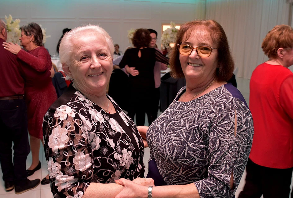 Snijeg nije zaustavio ljubitelje plesa:Stotinjak gostiju na prvoj ovogodišnjoj zabavi Marice Budimski Mace