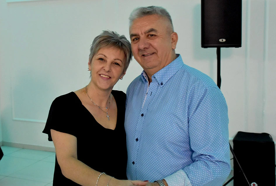 Snijeg nije zaustavio ljubitelje plesa:Stotinjak gostiju na prvoj ovogodišnjoj zabavi Marice Budimski Mace