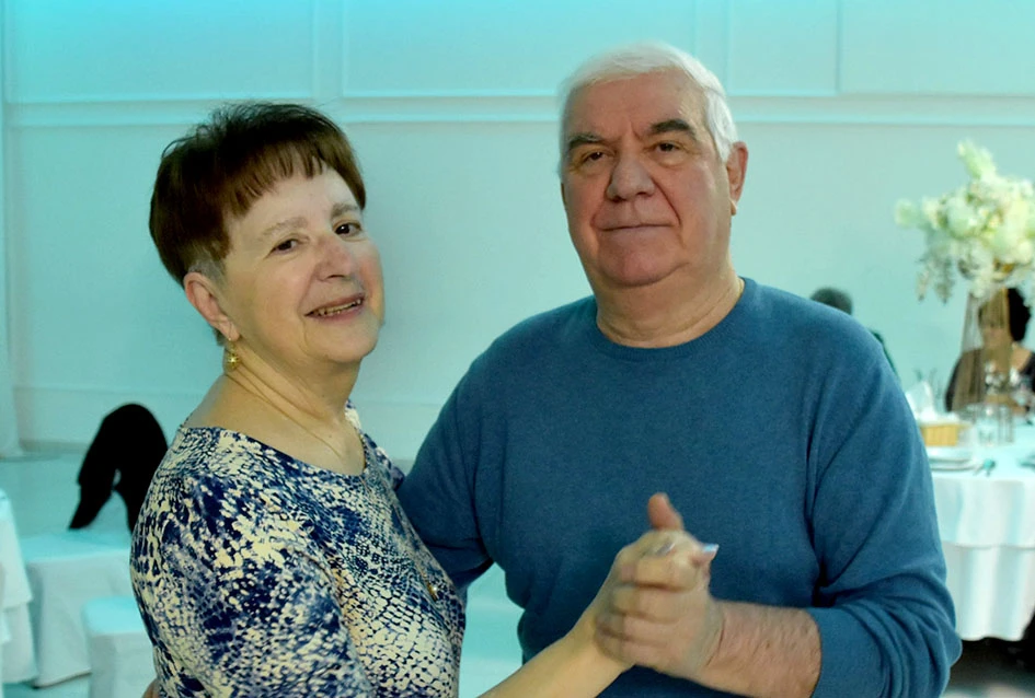 Snijeg nije zaustavio ljubitelje plesa:Stotinjak gostiju na prvoj ovogodišnjoj zabavi Marice Budimski Mace