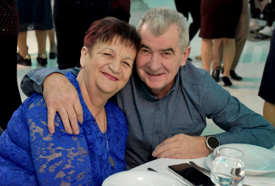 Snijeg nije zaustavio ljubitelje plesa:Stotinjak gostiju na prvoj ovogodišnjoj zabavi Marice Budimski Mace