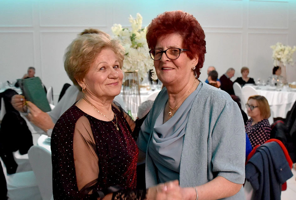 Snijeg nije zaustavio ljubitelje plesa:Stotinjak gostiju na prvoj ovogodišnjoj zabavi Marice Budimski Mace