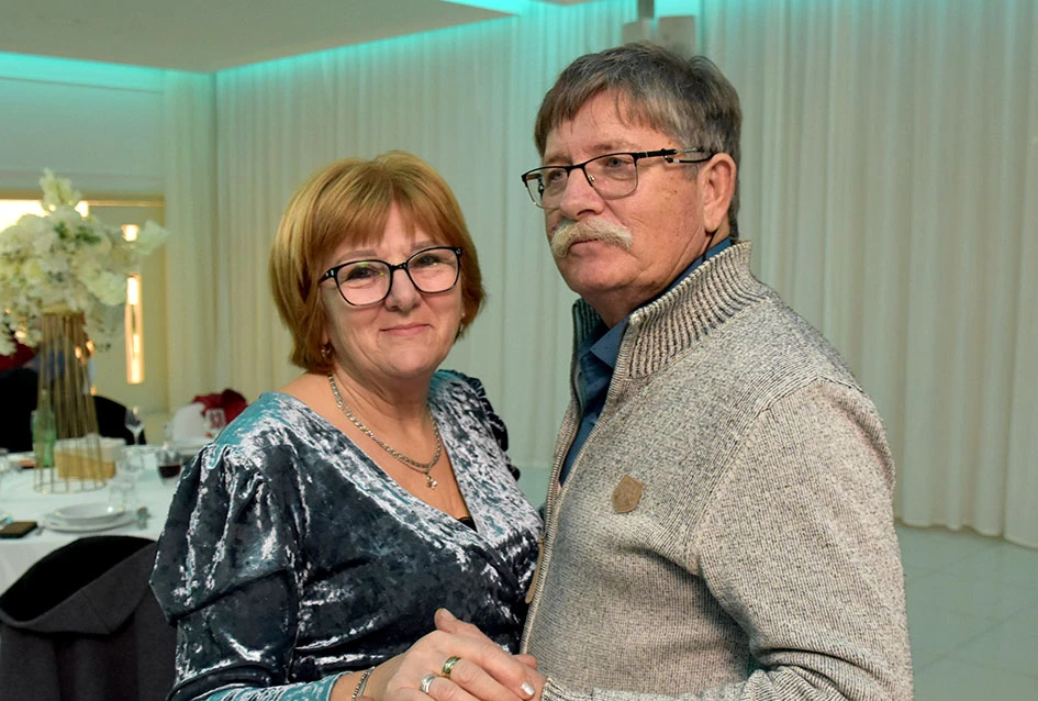 Snijeg nije zaustavio ljubitelje plesa:Stotinjak gostiju na prvoj ovogodišnjoj zabavi Marice Budimski Mace