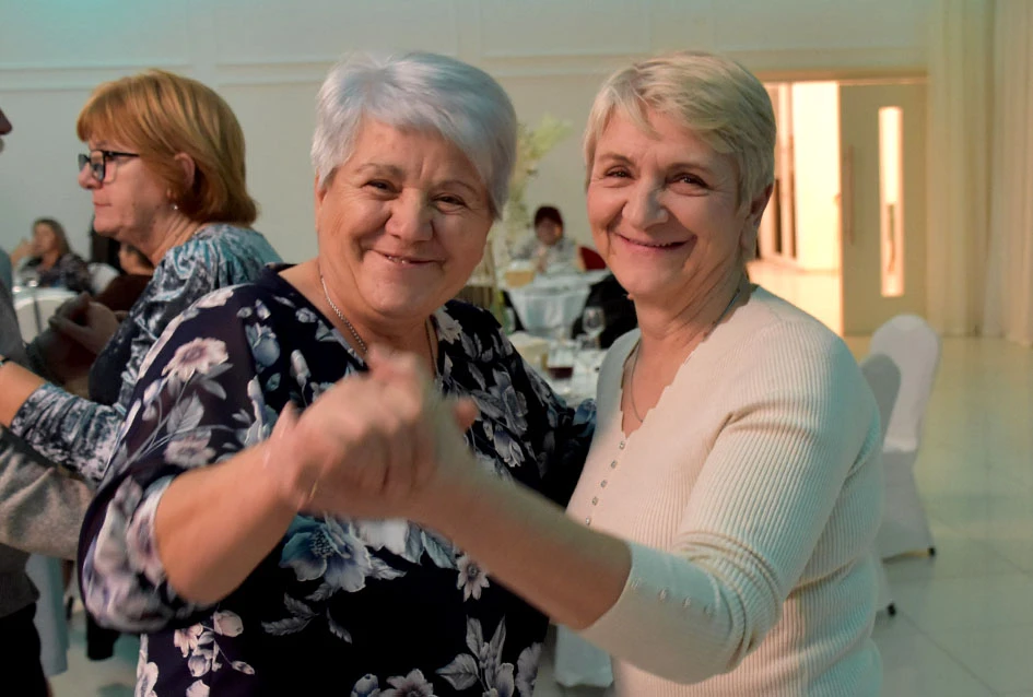 Snijeg nije zaustavio ljubitelje plesa:Stotinjak gostiju na prvoj ovogodišnjoj zabavi Marice Budimski Mace