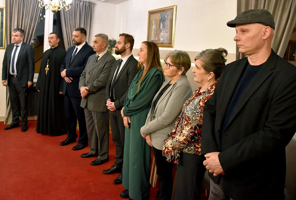 Prijem uoči Božića po Julijanskom kalendaru prošao u duhu tradicije i razumijevanja