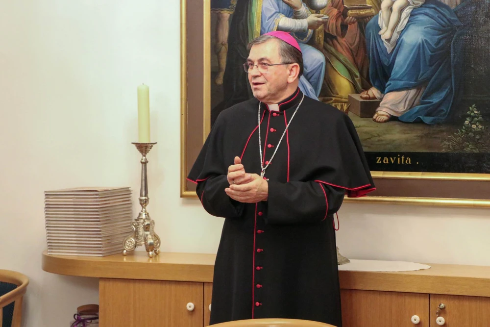 Pjevači Betlehemske zvijezde iz Jakšića pohodili biskupa Ivu