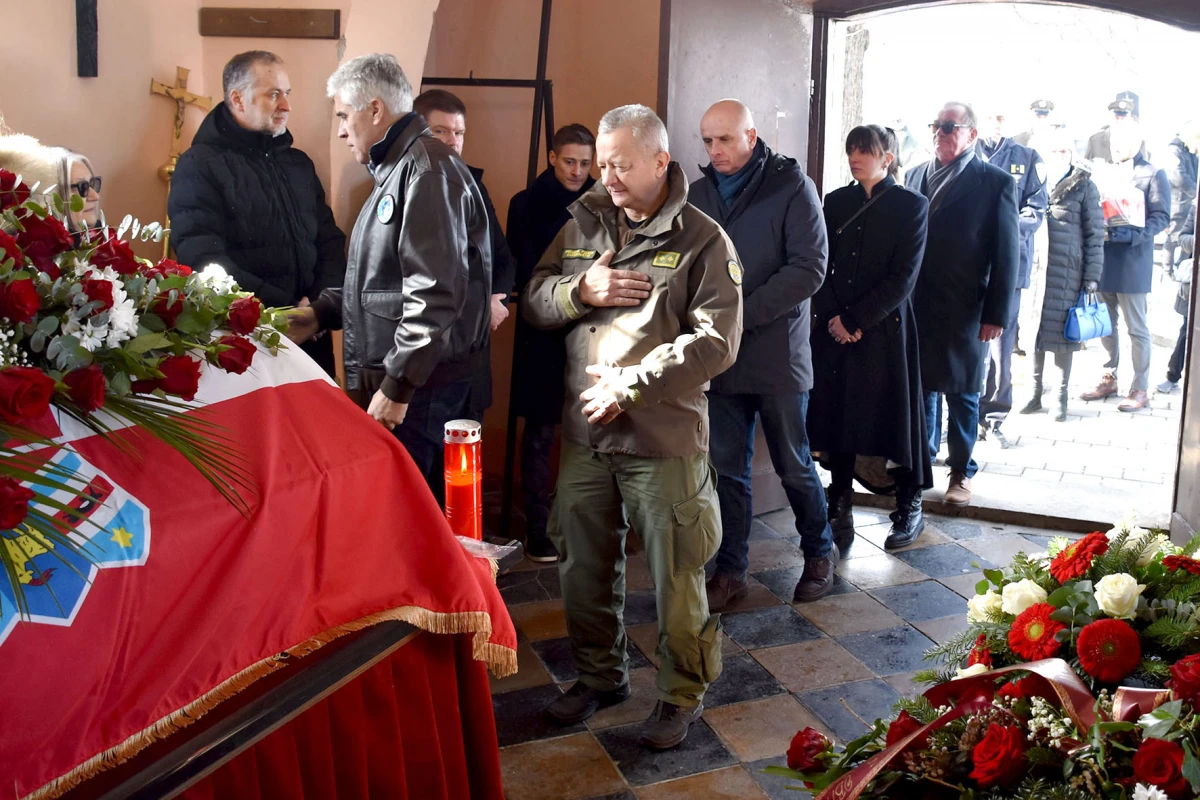 POSLJEDNJI ISPRAĆAJ: Uz vojne počasti sahranjena Mandica Rakić – Ranka