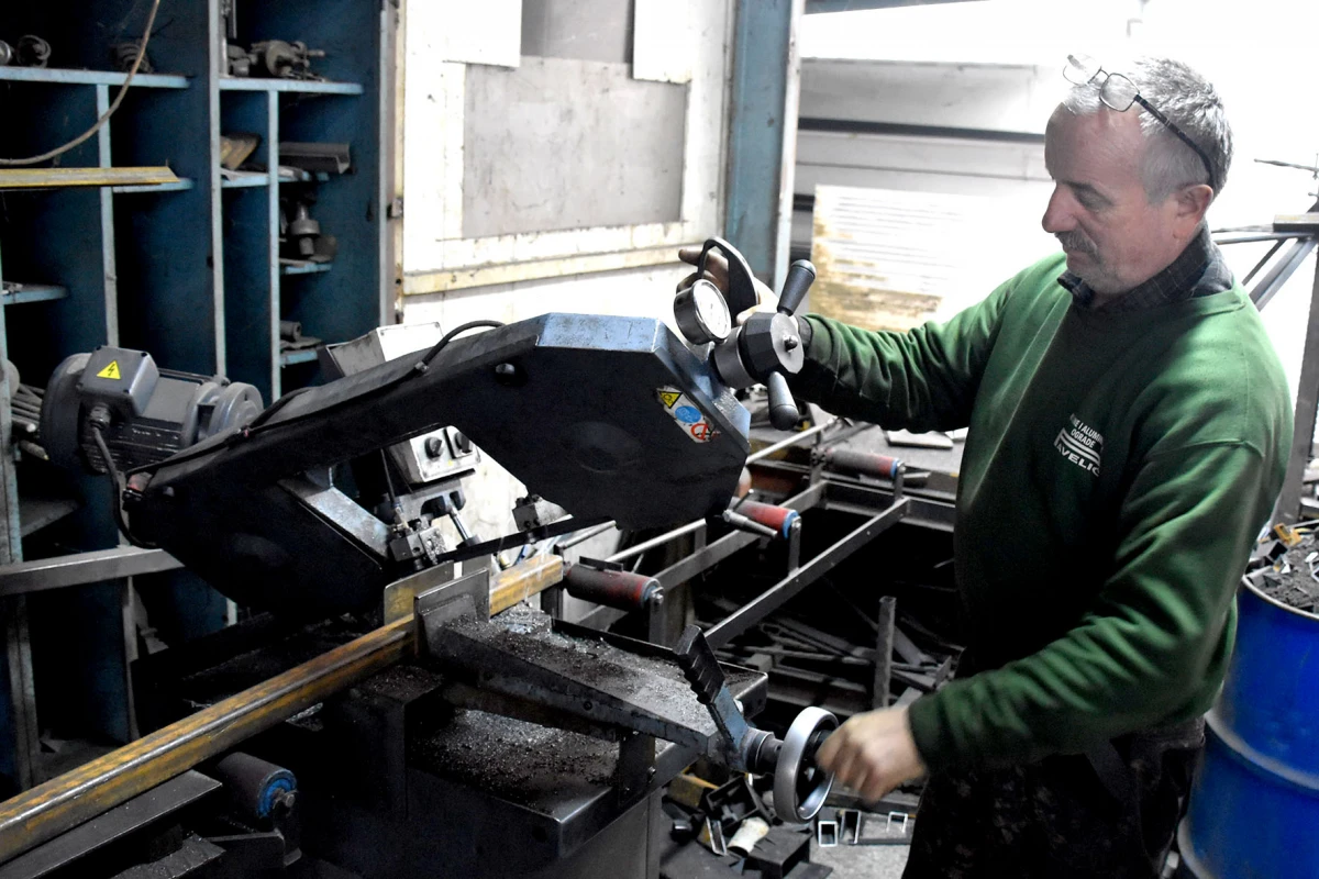 Inovacija iz Alilovaca: Drago Pavelić konstruirao okretni roštilj koji rješava najveći problem svakog majstora pečenja