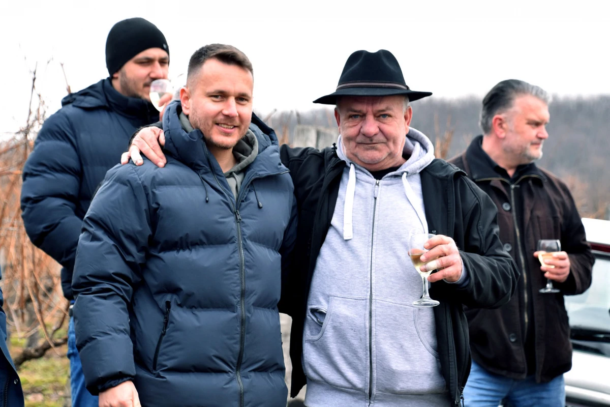 TRADICIJA NA VINKOMIRU: Proslava Vincelova u vinogradu obitelji Majstorović