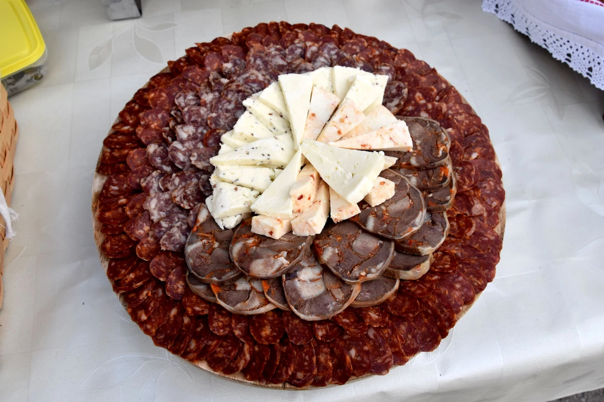 VINCEKOVO U LUKAČU: Od blagoslova na Jelkovcu do druženja kod vatrogasnog doma