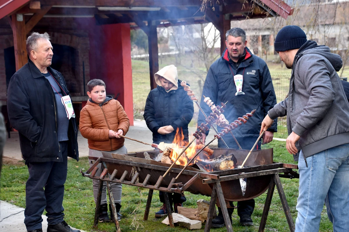 VINCEKOVO U LUKAČU: Od blagoslova na Jelkovcu do druženja kod vatrogasnog doma