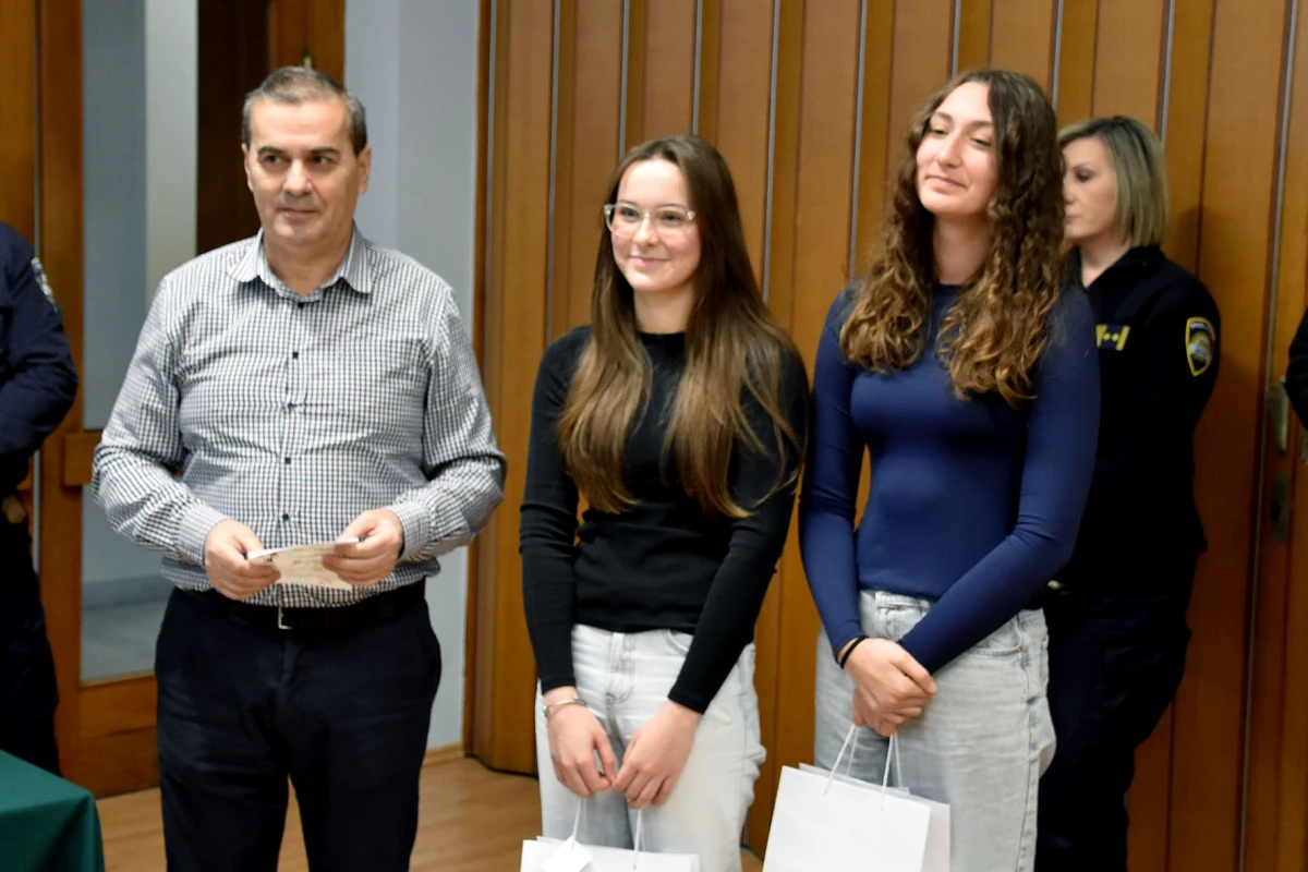 Učenici kao promotori sigurnosti: nagrađeni najbolji radovi o pravilnoj vožnji električnih romobila