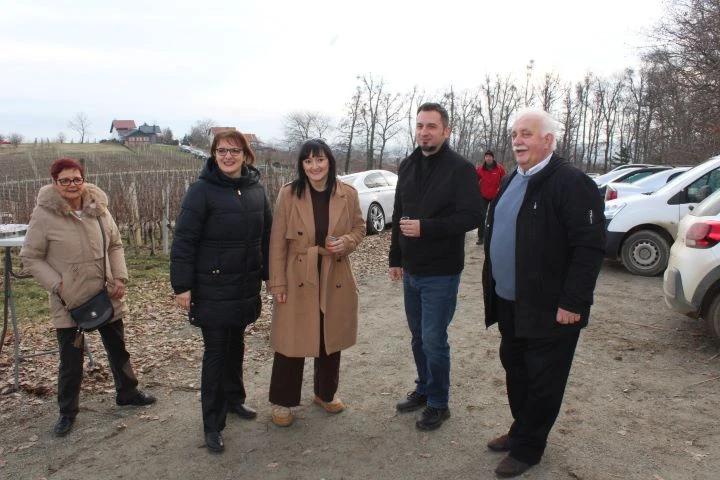 ’VINA MARKOTA’: Na Starcu proslavili Vincelovo uz blagoslov vinove loze, pjesmu i druženje