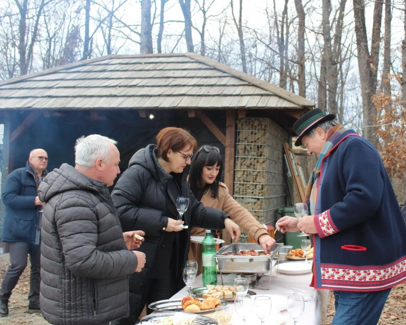 ’VINA MARKOTA’: Na Starcu proslavili Vincelovo uz blagoslov vinove loze, pjesmu i druženje