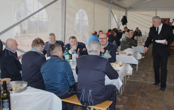 ’VINA MARKOTA’: Na Starcu proslavili Vincelovo uz blagoslov vinove loze, pjesmu i druženje