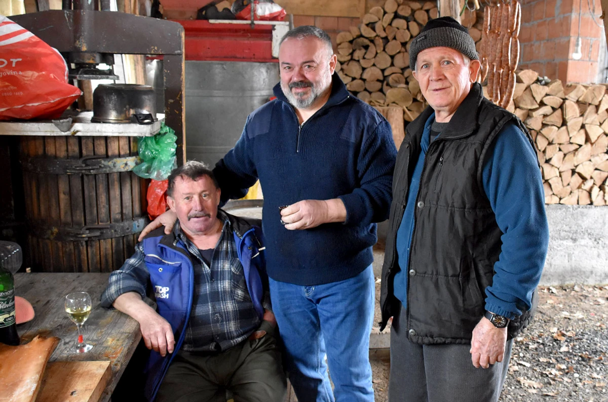 Vincelovo na krovu Požege: Branko Smolić proslavio početak vinogradarske godine na obroncima Sokolovca