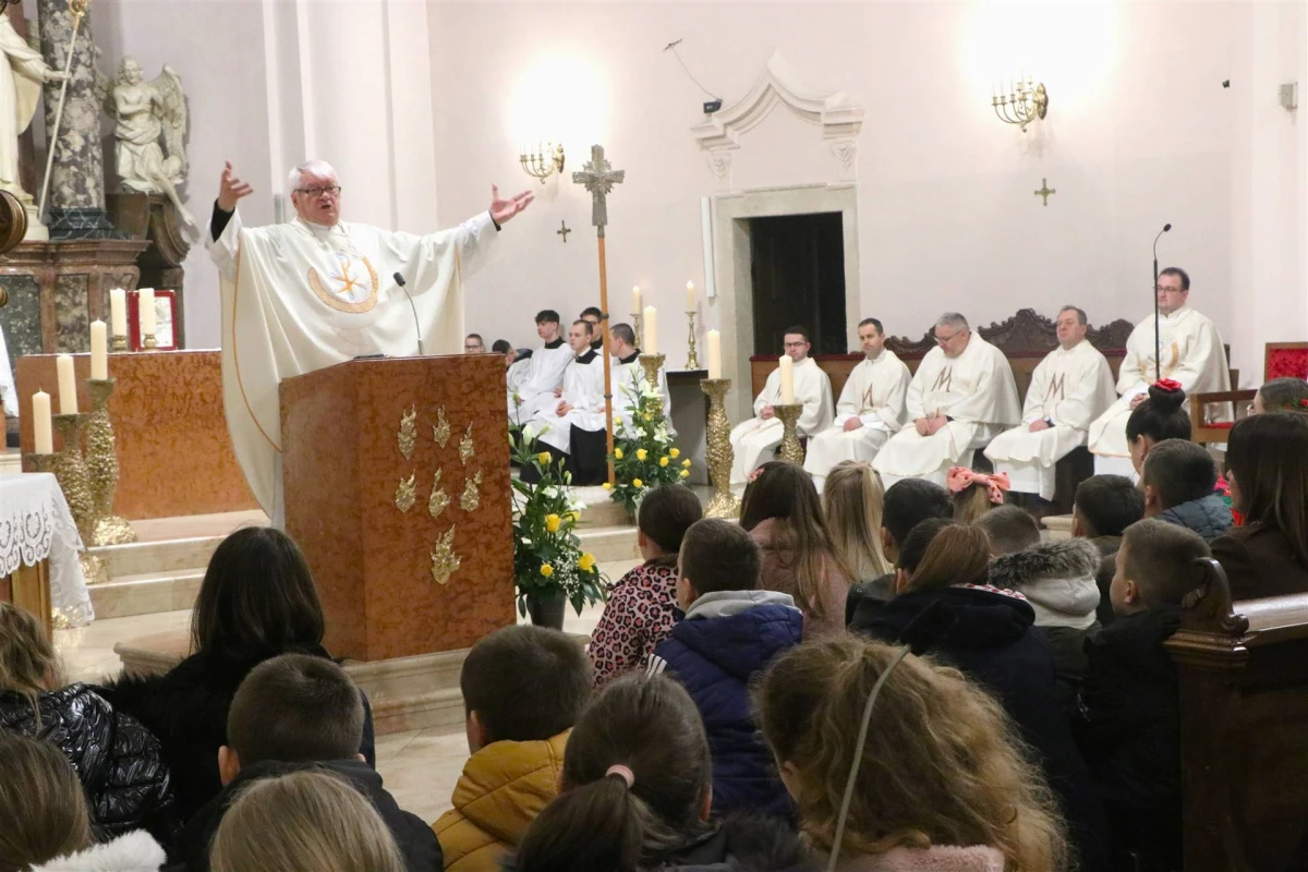 Spomendan Gospe Lurdske u požeškoj Katedrali