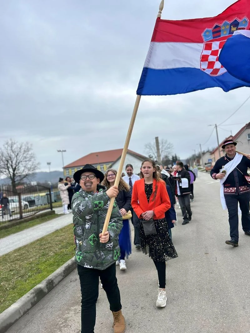 ČAGLINSKA OSNOVNA ŠKOLA „Poklade su, poklade su i ludi su dani“