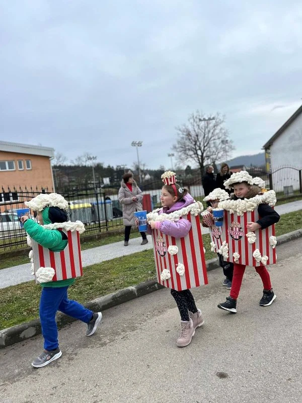 ČAGLINSKA OSNOVNA ŠKOLA „Poklade su, poklade su i ludi su dani“