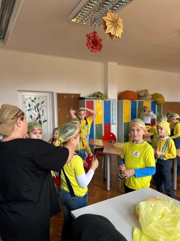 ČAGLINSKA OSNOVNA ŠKOLA „Poklade su, poklade su i ludi su dani“