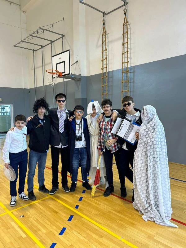 ČAGLINSKA OSNOVNA ŠKOLA „Poklade su, poklade su i ludi su dani“