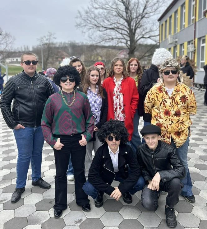 ČAGLINSKA OSNOVNA ŠKOLA „Poklade su, poklade su i ludi su dani“