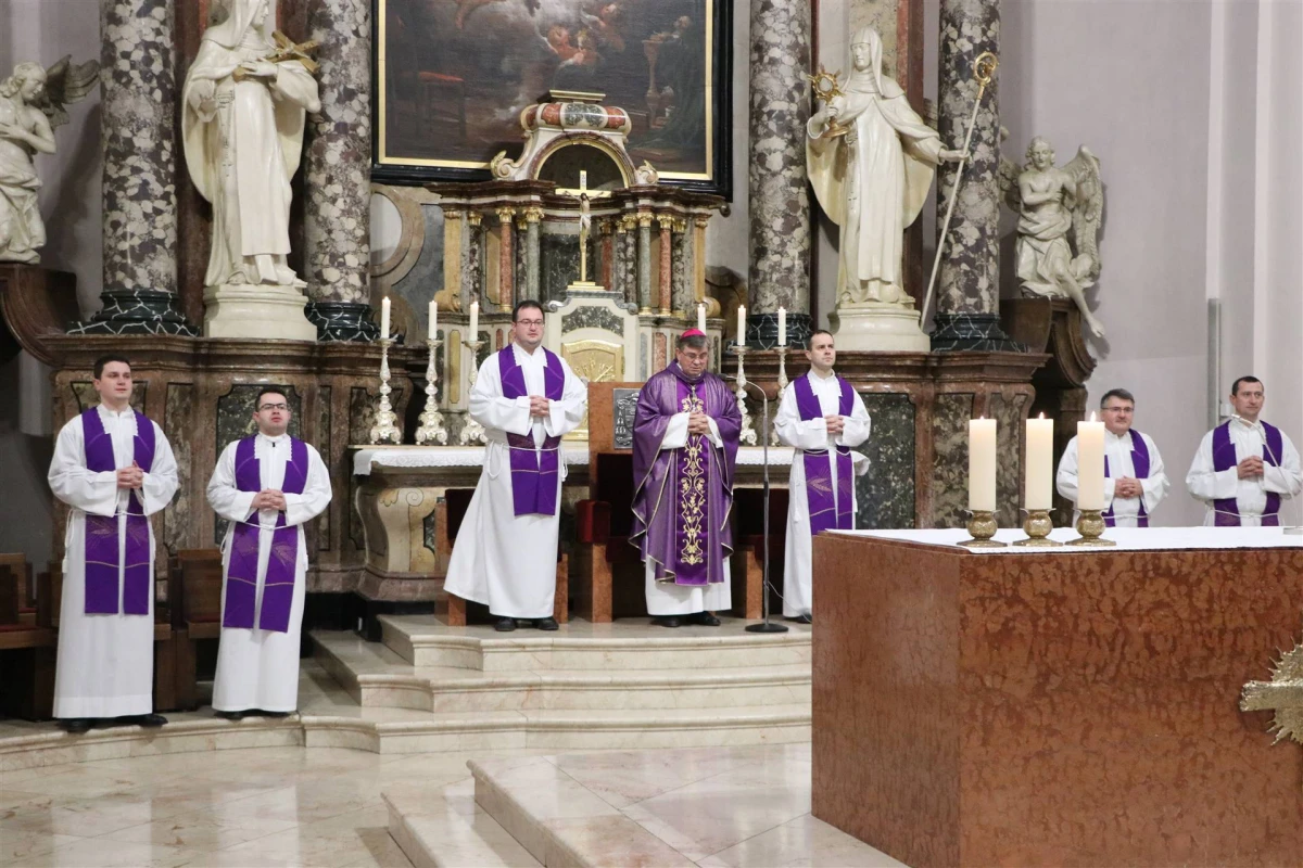 Pepelnica u požeškoj Katedrali