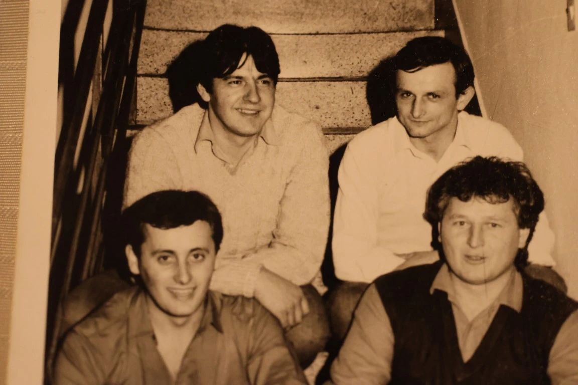 Nekad popularni svirači SOS ponovo na okupu - jednog ispratili u mirovinu