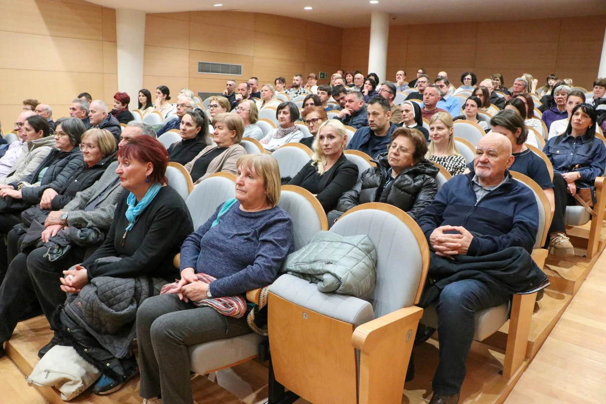 Prva korizmena tribina u Požegi