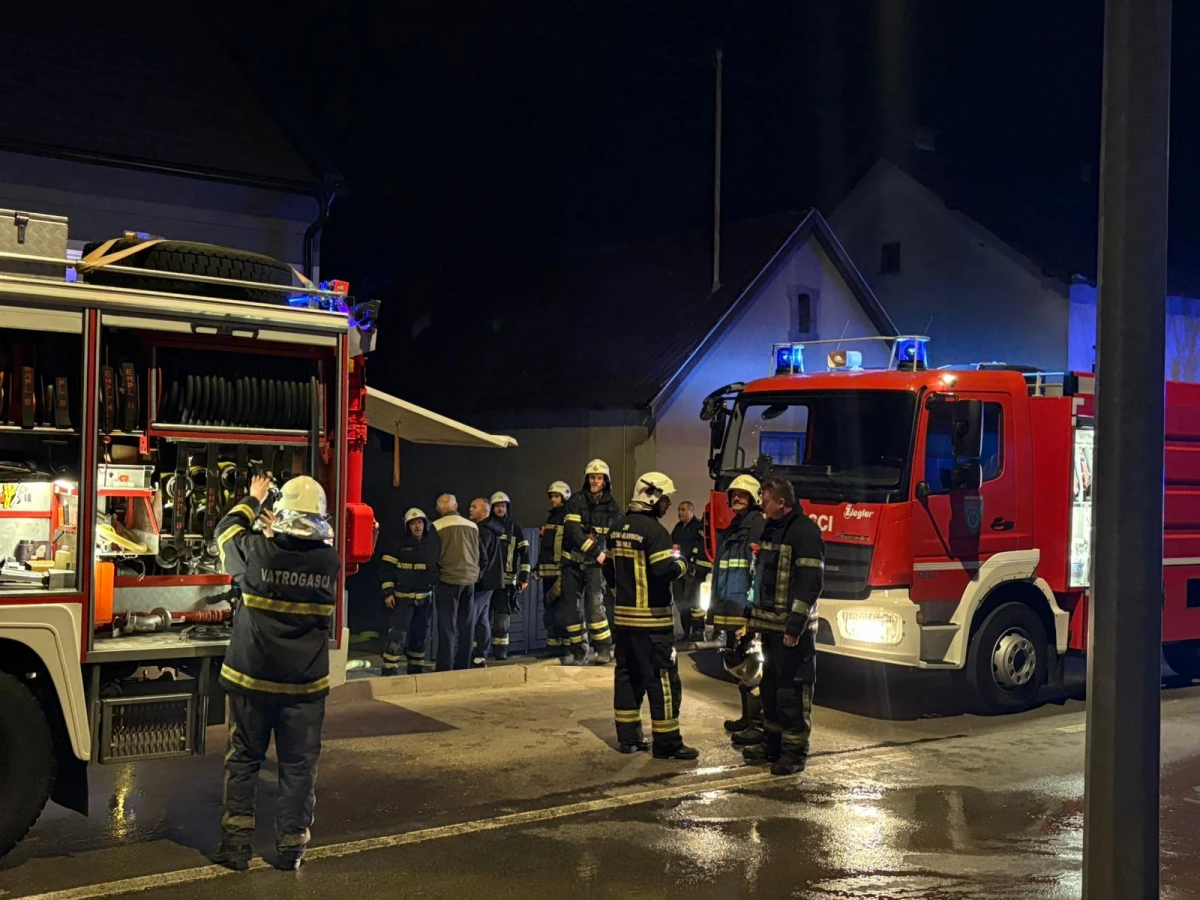 Požar u Pleternici: Gorjelo krovište obiteljske kuće