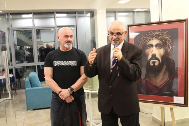 Otvorena izložba slika hrvatskog branitelja Drage Matoševića „Korizma i Uskrs“