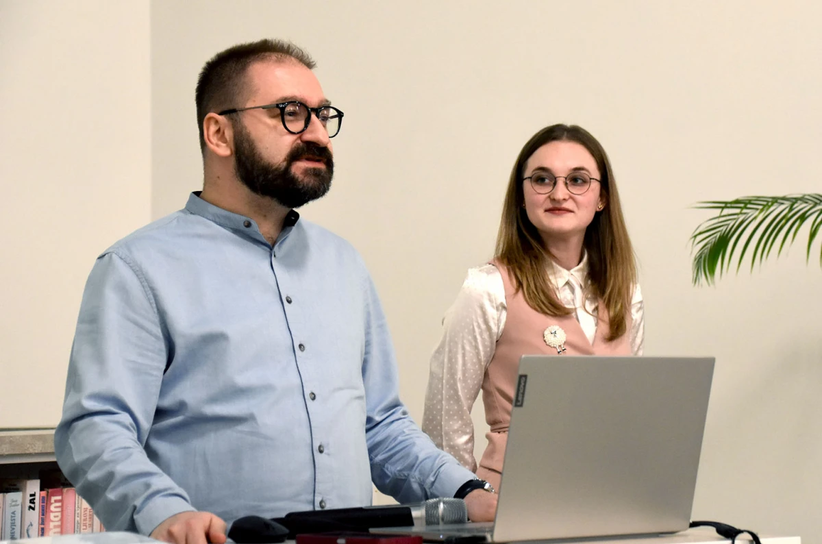 Povijesno društvo Požega organiziralo predavanje Ive Šubare o kineskoj mitologiji