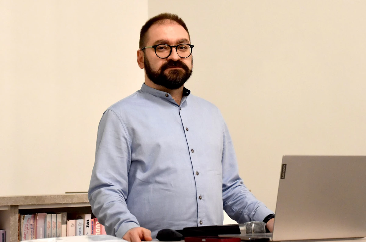 Povijesno društvo Požega organiziralo predavanje Ive Šubare o kineskoj mitologiji