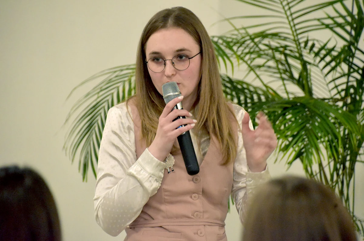 Povijesno društvo Požega organiziralo predavanje Ive Šubare o kineskoj mitologiji