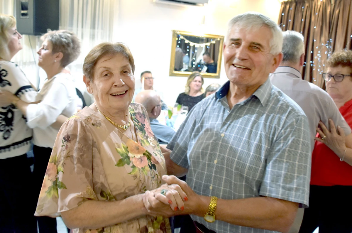 Dvorana Luki u znaku žena: Cvijeće, darovi i vrhunska zabava