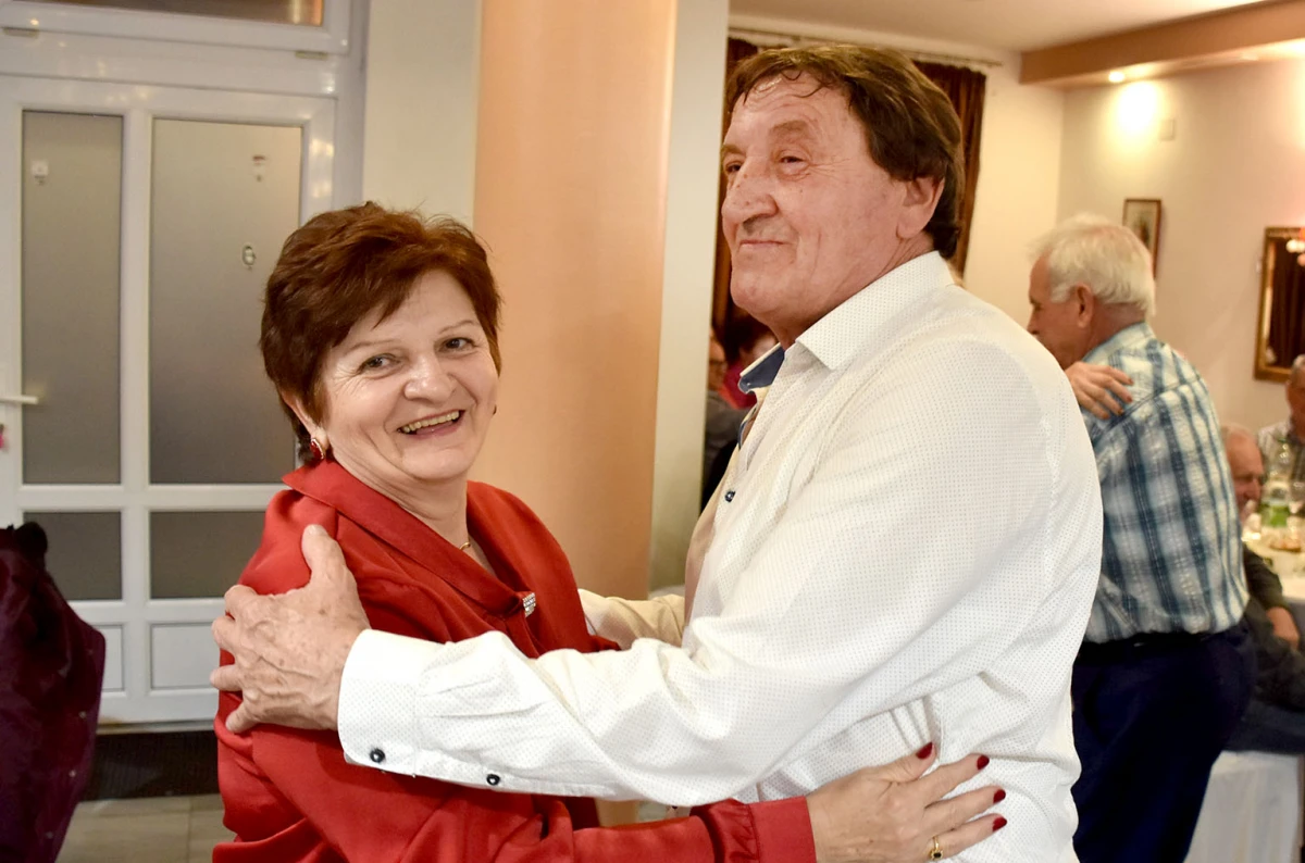 Dvorana Luki u znaku žena: Cvijeće, darovi i vrhunska zabava