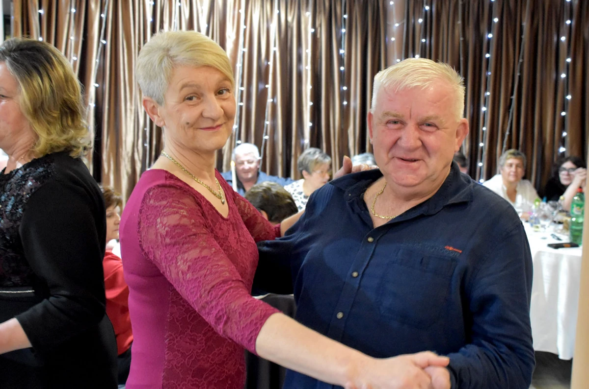 Dvorana Luki u znaku žena: Cvijeće, darovi i vrhunska zabava