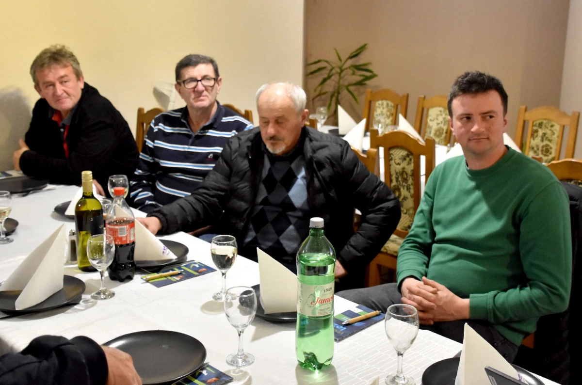 Vetovački vinogradari spremni za novu sezonu: Održano stručno predavanje u Lukaču