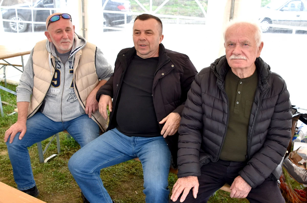 KUTJEVO NA BARIKADAMA: „Tko će doći u smrdljivi grad?“