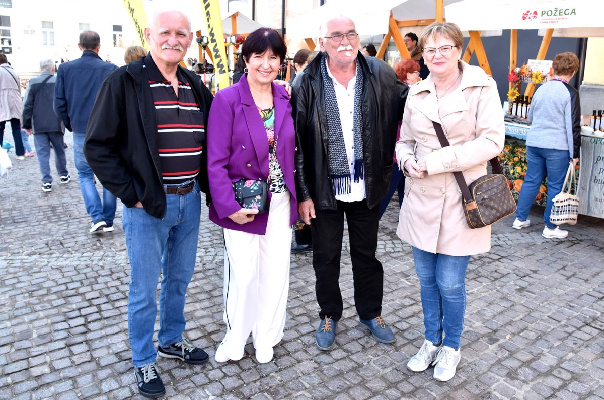 Svečani mimohod povijesnih postrojbi obogatio obilježavanje Dana grada Požege