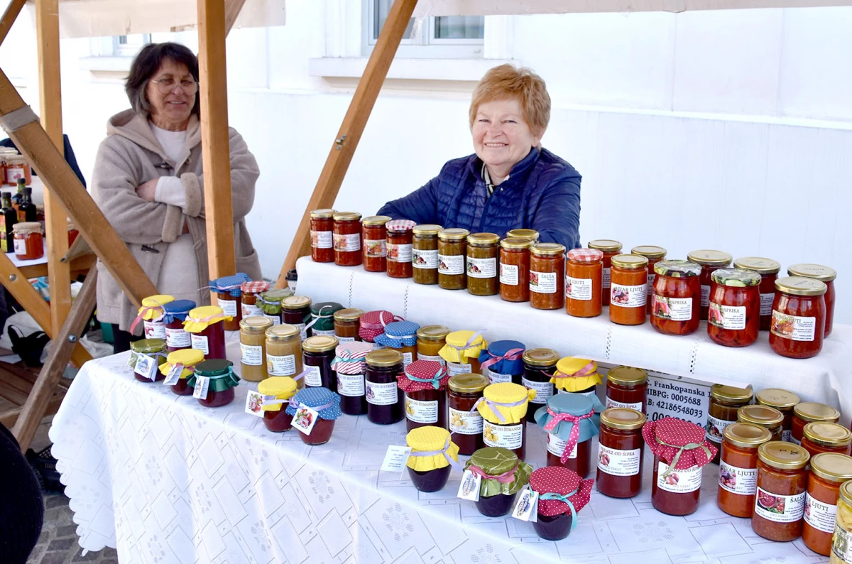 Grgurevski sajam privukao brojne posjetitelje u šetališnu zonu