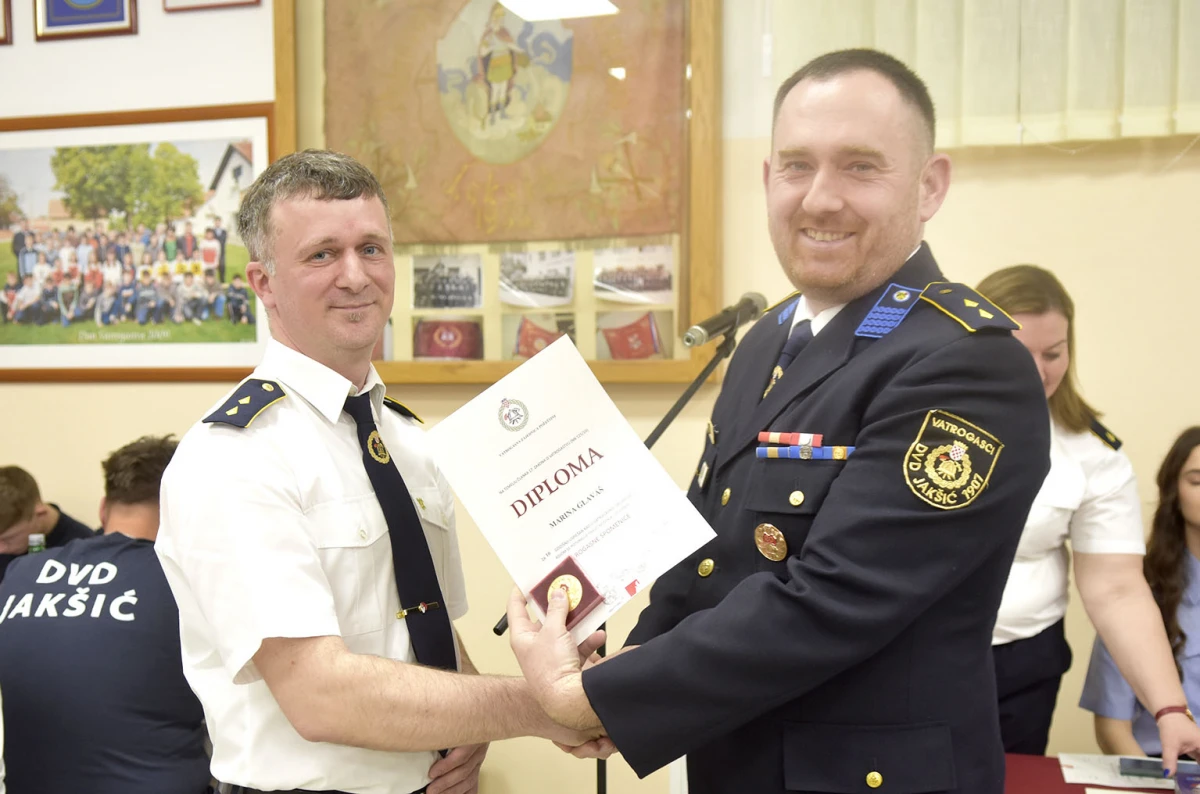 Vatrogasci Jakšića imaju novo čelništvo, a Antunu Pažinu dodijeljena spomenica za 60 godina vatrogastva